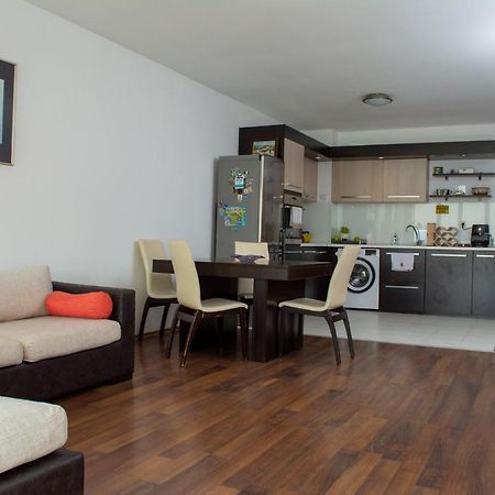 Central Apartment Mountain View 卡尔洛沃 外观 照片